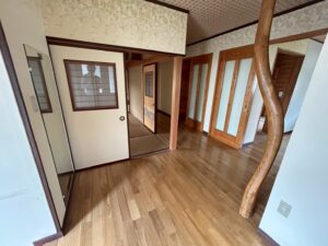 LINE_ALBUM_今泉町中古住宅　R8.7.17_260717_15